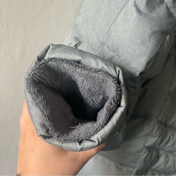 Eddie Bauer Grey Down Puffer Jacket Size XL - Picture 12 of 12